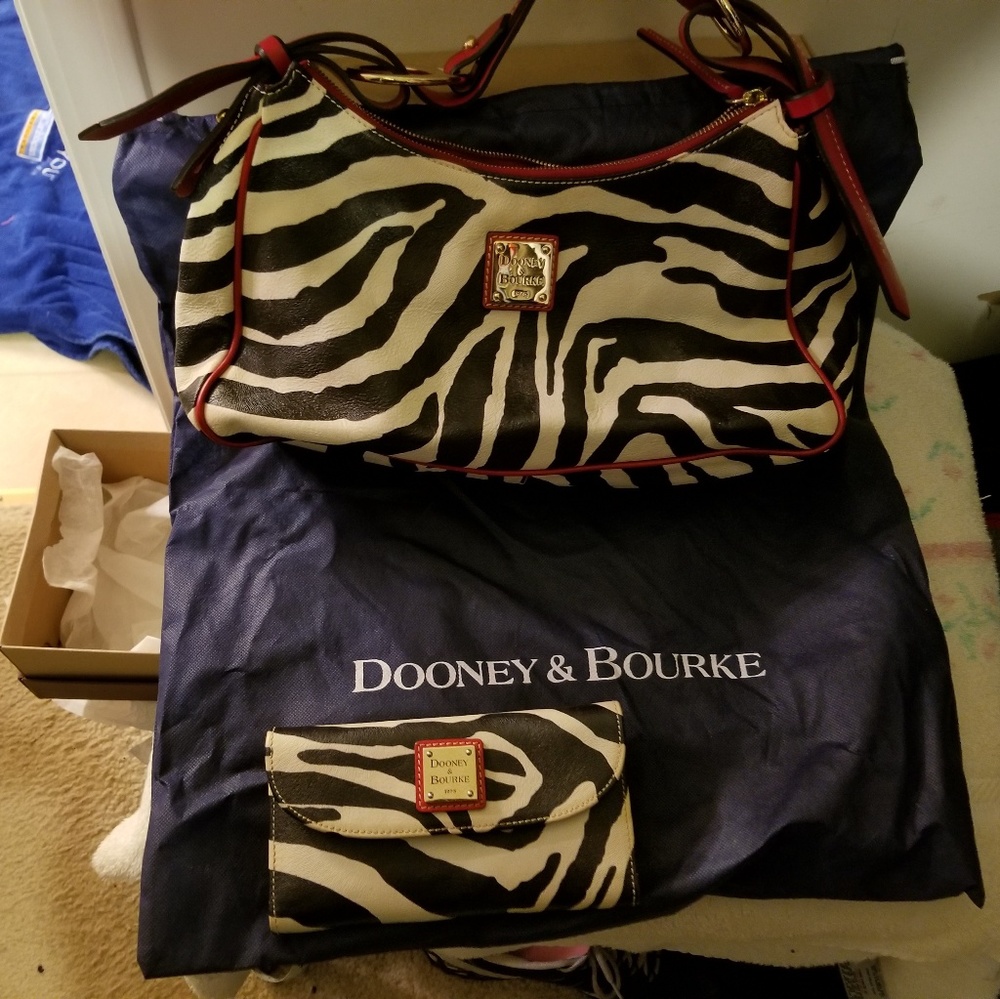 Pre owned Purse & Matching Wallet